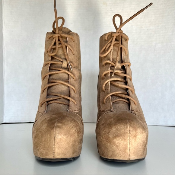 Divided by H&M Platform Block Heel Ankle Booties - Picture 2 of 10